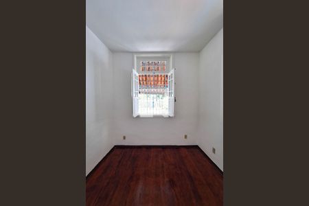 Quarto 1 de casa para alugar com 3 quartos, 180m² em Santa Rosa, Niterói