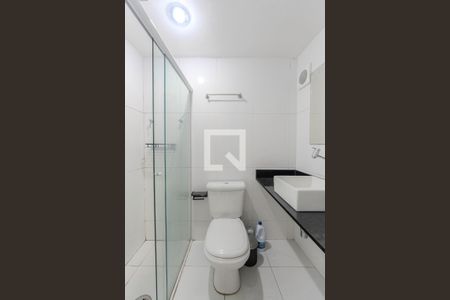 Banheiro de apartamento para alugar com 1 quarto, 29m² em Bela Vista, São Paulo