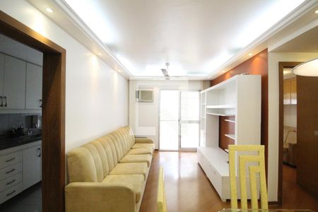 Sala de apartamento para alugar com 2 quartos, 74m² em Barra Olímpica, Rio de Janeiro