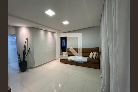 Apartamento à venda com 3 quartos, 180m² em Europa, Contagem