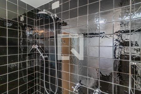 Banheiro de apartamento para alugar com 1 quarto, 43m² em Jardins, São Paulo