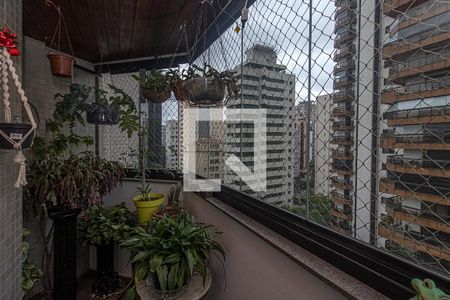 sacada_2 de apartamento à venda com 3 quartos, 185m² em Aclimação, São Paulo