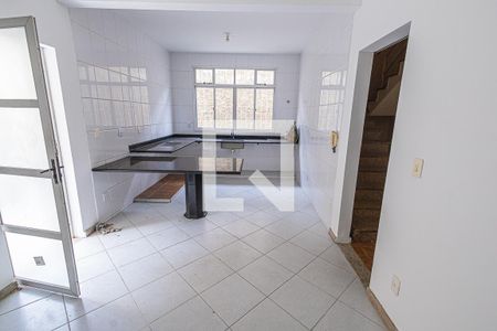 cozinha de casa à venda com 3 quartos, 160m² em Jaqueline, Belo Horizonte