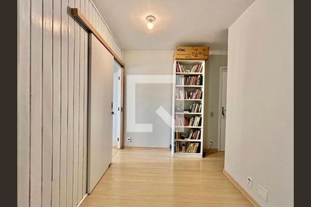Sala de kitnet/studio à venda com 1 quarto, 33m² em Centro, Campinas