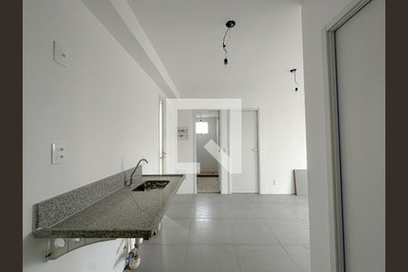 Sala/Cozinha de apartamento para alugar com 2 quartos, 37m² em Vila Romana, São Paulo