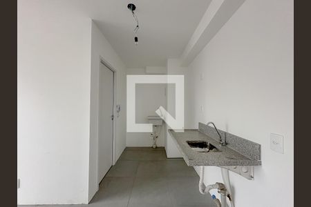 Sala/Cozinha de apartamento para alugar com 2 quartos, 37m² em Vila Romana, São Paulo
