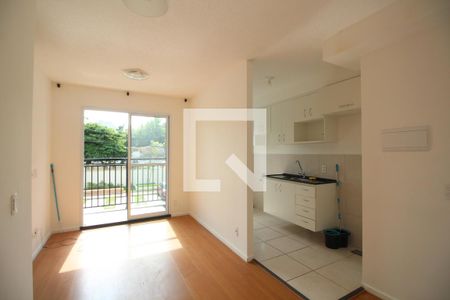 Sala de apartamento para alugar com 2 quartos, 45m² em Jacarepaguá, Rio de Janeiro