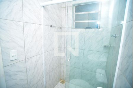 Banheiro de kitnet/studio para alugar com 1 quarto, 33m² em São Lucas, Viamão