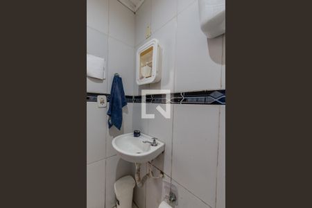 Banheiro de apartamento para alugar com 1 quarto, 48m² em Cristal, Porto Alegre