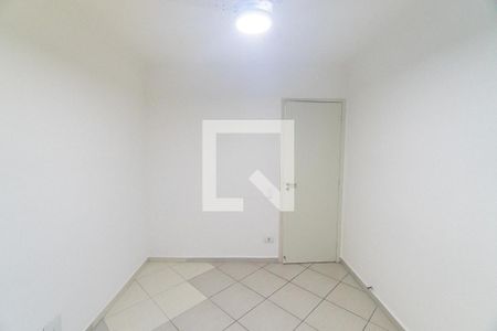 Quarto 1 de apartamento para alugar com 2 quartos, 56m² em Vila Guarani (z Sul), São Paulo