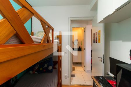 Quarto 1 de apartamento para alugar com 2 quartos, 32m² em Jardim Planalto, São Paulo