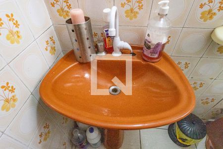 Banheiro de casa para alugar com 1 quarto, 65m² em Vila Santa Luzia, São Bernardo do Campo