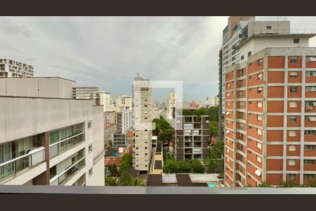 Varanda de kitnet/studio para alugar com 1 quarto, 25m² em Pinheiros, São Paulo