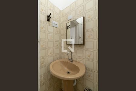 Banheiro de casa para alugar com 1 quarto, 75m² em Vila Brasil, São Paulo