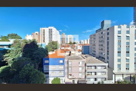 Vista de apartamento à venda com 2 quartos, 50m² em Perdizes, São Paulo