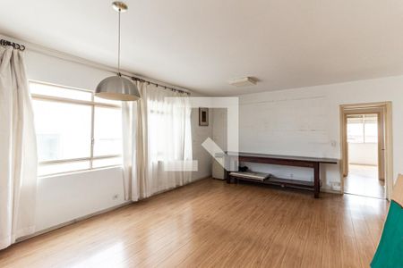 Sala de apartamento à venda com 3 quartos, 130m² em Higienópolis, São Paulo