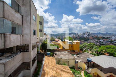 VISTA de apartamento à venda com 2 quartos, 70m² em Havaí, Belo Horizonte