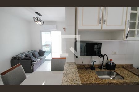 Sala de apartamento para alugar com 1 quarto, 45m² em Vila Tupi, Praia Grande