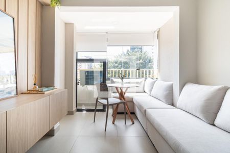 Sala de apartamento para alugar com 1 quarto, 27m² em Vila Olímpia, São Paulo