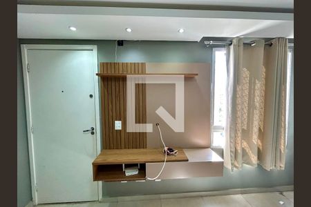 Sala de apartamento para alugar com 2 quartos, 41m² em Jardim Ansalca, Guarulhos