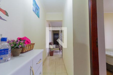 Corredor de apartamento para alugar com 2 quartos, 57m² em Vila Santana, São Paulo