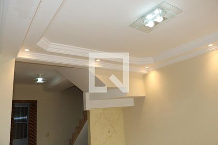 Casa de Condomínio para alugar com 3 quartos, 200m² em Jardim Petropolis, Cotia