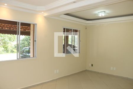 Casa de Condomínio para alugar com 3 quartos, 200m² em Jardim Petropolis, Cotia