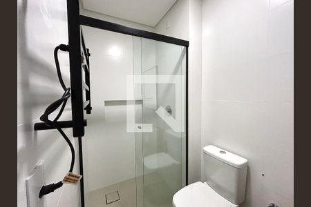 Banheiro da Suíte de apartamento para alugar com 1 quarto, 77m² em Lagoa da Conceição, Florianópolis