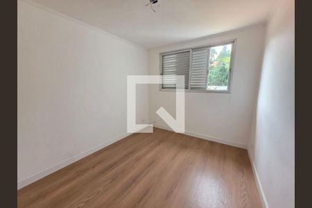 Casa à venda com 4 quartos, 230m² em Rolinópolis, São Paulo