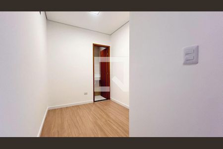 Casa à venda com 3 quartos, 220m² em Vila Lais, São Paulo