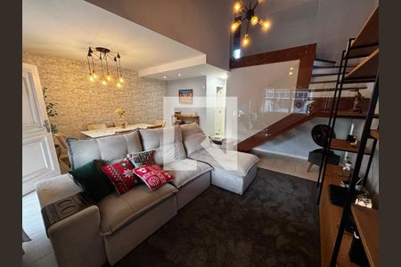 Sala de casa de condomínio à venda com 4 quartos, 130m² em Recreio dos Bandeirantes, Rio de Janeiro