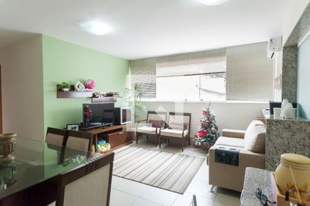 Sala de apartamento à venda com 3 quartos, 85m² em Floresta, Belo Horizonte