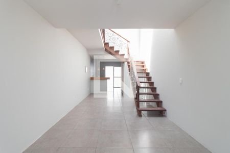 Sala de casa à venda com 2 quartos, 110m² em Ipanema, Porto Alegre