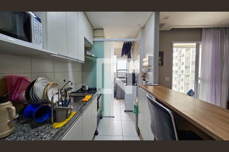 Cozinha de apartamento para alugar com 2 quartos, 61m² em Campininha, São Paulo