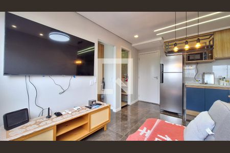 Sala/Cozinha/Área de serviço de apartamento para alugar com 2 quartos, 32m² em Vila Leopoldina, São Paulo