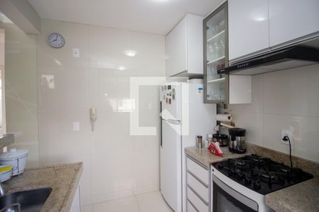 Cozinha e Área de Serviço de apartamento à venda com 2 quartos, 45m² em Parque Maracana, Contagem