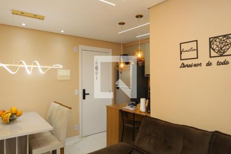 Sala  de apartamento para alugar com 2 quartos, 41m² em Cidade Líder, São Paulo