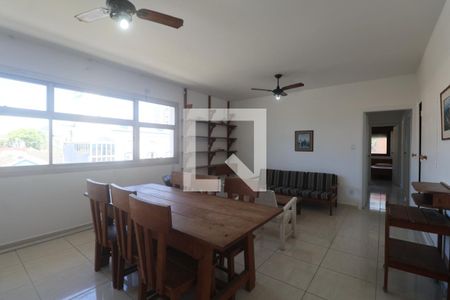 Sala de apartamento para alugar com 3 quartos, 130m² em Balneario Guarujá, Guarujá