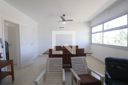 Sala de apartamento para alugar com 3 quartos, 130m² em Balneario Guarujá, Guarujá