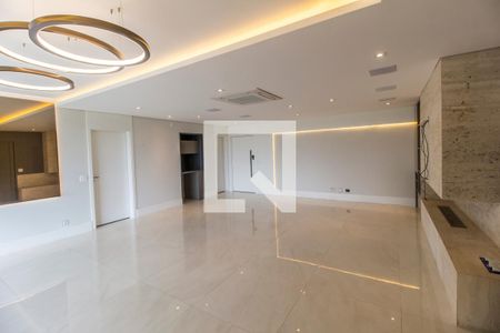 Sala  de apartamento à venda com 3 quartos, 169m² em Centro Empresarial Tamboré, Santana de Parnaíba