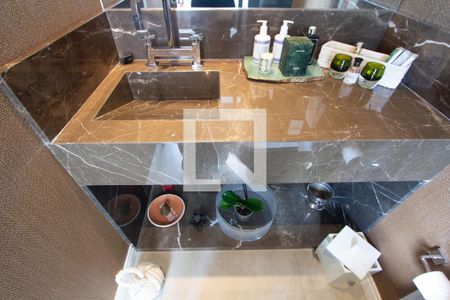 Lavabo de apartamento para alugar com 2 quartos, 105m² em Vila Nova Conceição, São Paulo