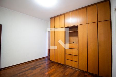 Suite  de casa para alugar com 5 quartos, 500m² em Jardim Simus, Sorocaba