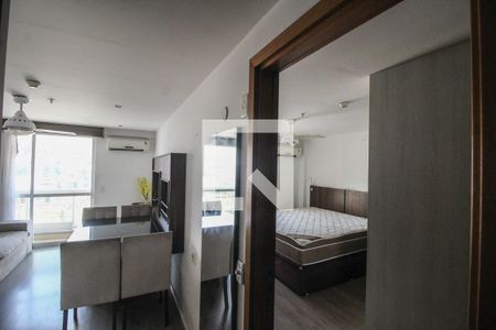 Sala / Suíte de apartamento para alugar com 1 quarto, 80m² em Centro, Nova Iguaçu