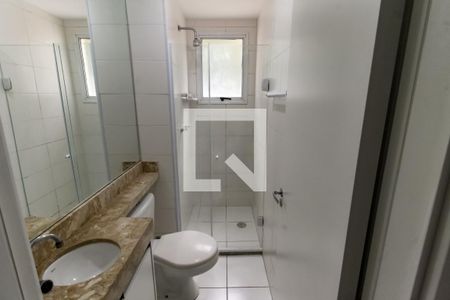 Banheiro de apartamento para alugar com 2 quartos, 70m² em Jardim das Palmas, São Paulo