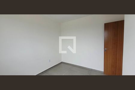 Apartamento para alugar com 2 quartos, 40m² em Maria Augusta, Itaquaquecetuba