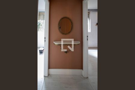 Detalhe corredor de apartamento para alugar com 3 quartos, 68m² em Jardim Santa Efigenia, São Paulo