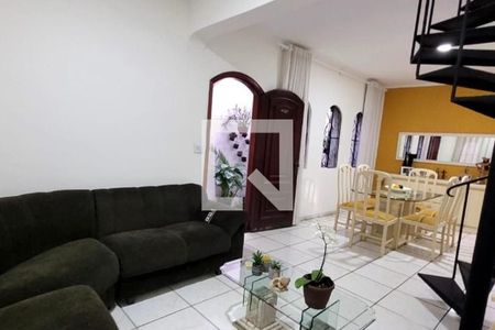 Casa à venda com 3 quartos, 185m² em Parque Novo Mundo, São Paulo