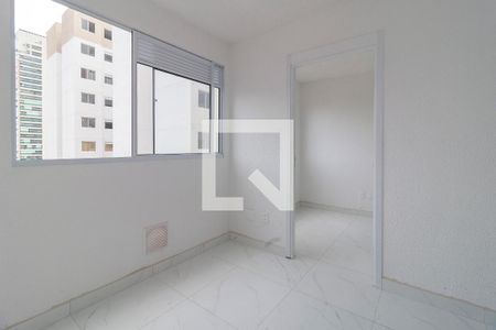 Sala de apartamento para alugar com 2 quartos, 32m² em Jardim Caravelas, São Paulo