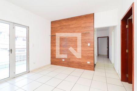 Sala de casa para alugar com 2 quartos, 70m² em Vila Santa Teresinha, São Paulo
