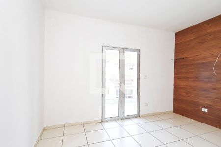 Sala de casa para alugar com 2 quartos, 70m² em Vila Santa Teresinha, São Paulo